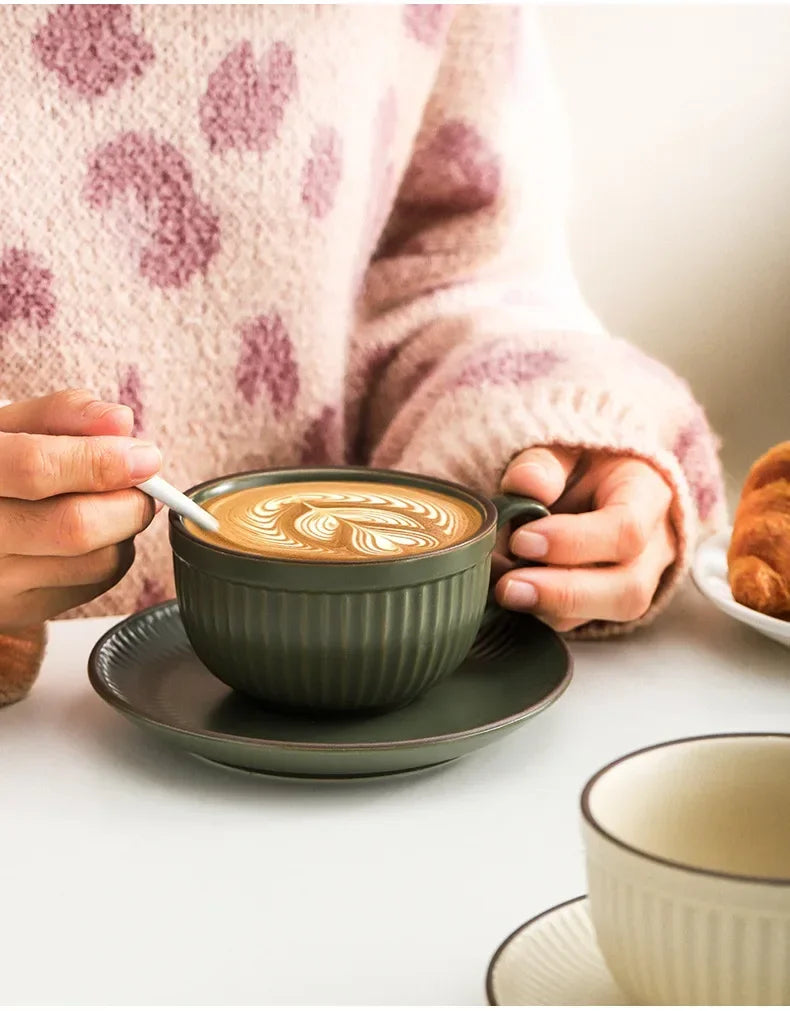 Cup & Saucer Set