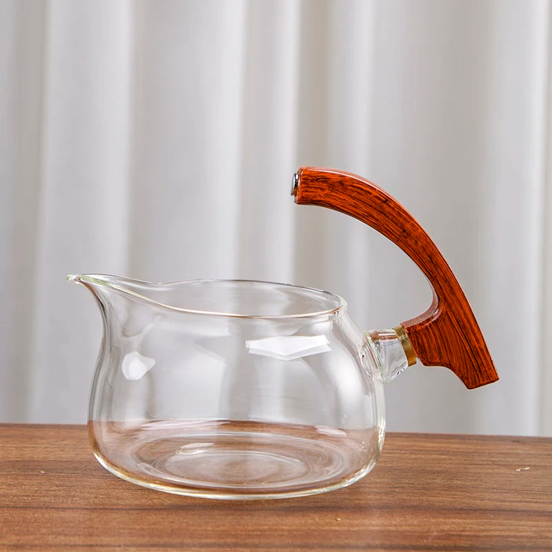 Elegant Glass Teapot with Magnetic Water Diversion Infuser - Art Piece